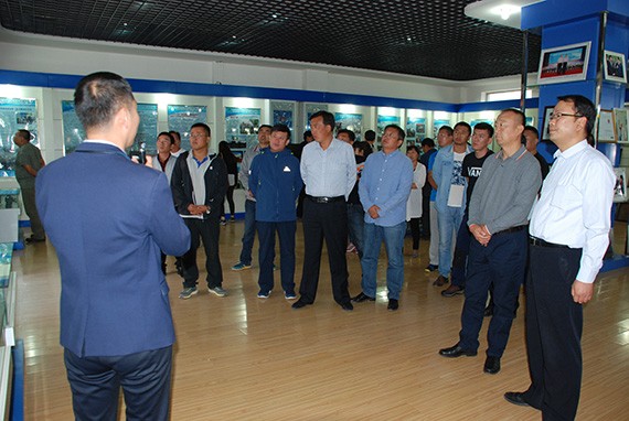 20160926152844652001