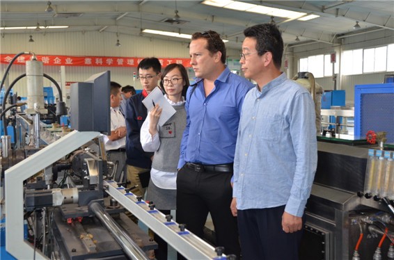 20160928105226423001