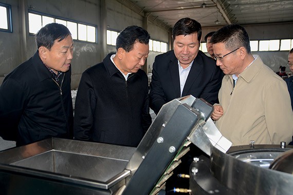 20161026191613213003