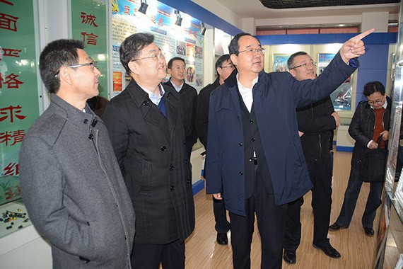 20161118172617456001