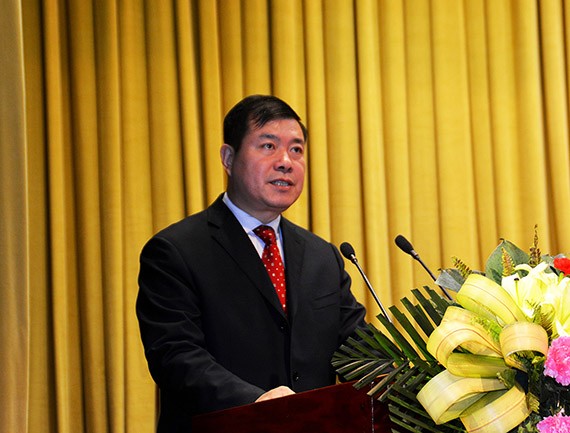 20170124103222856001