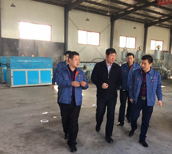 20170329171805635002