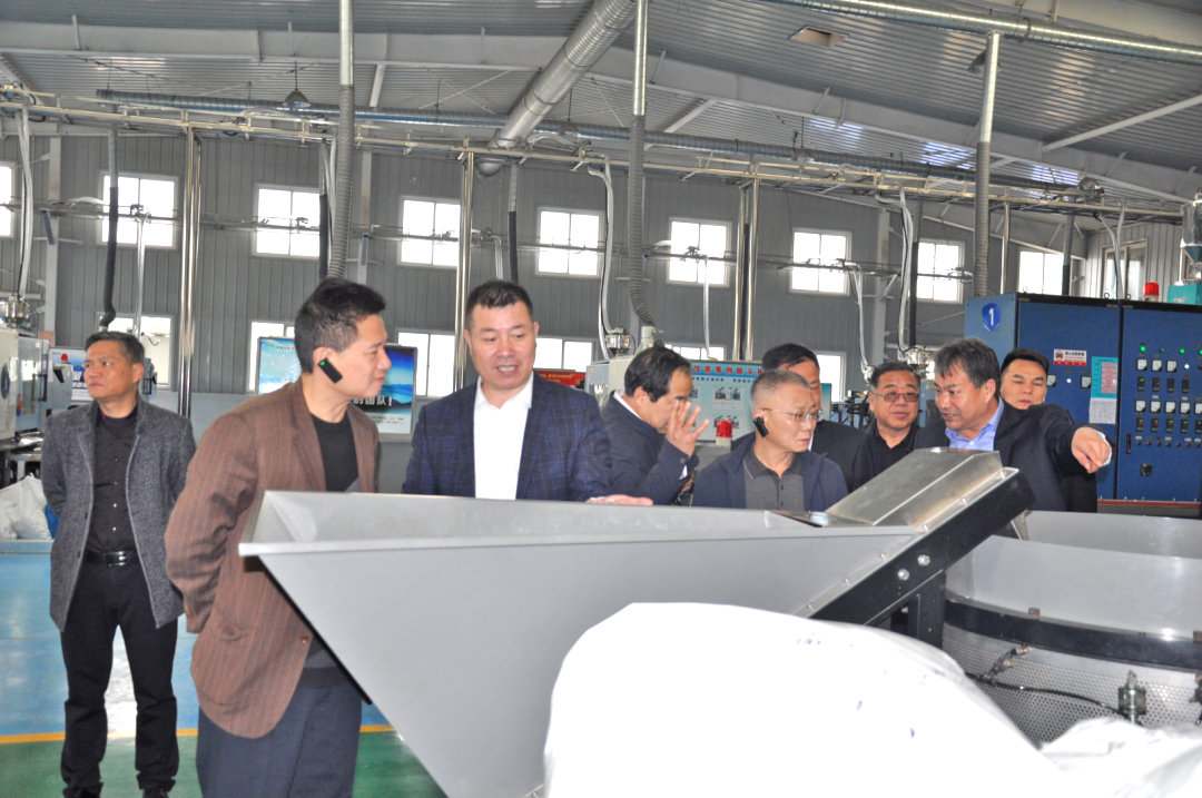 20210402152555841001